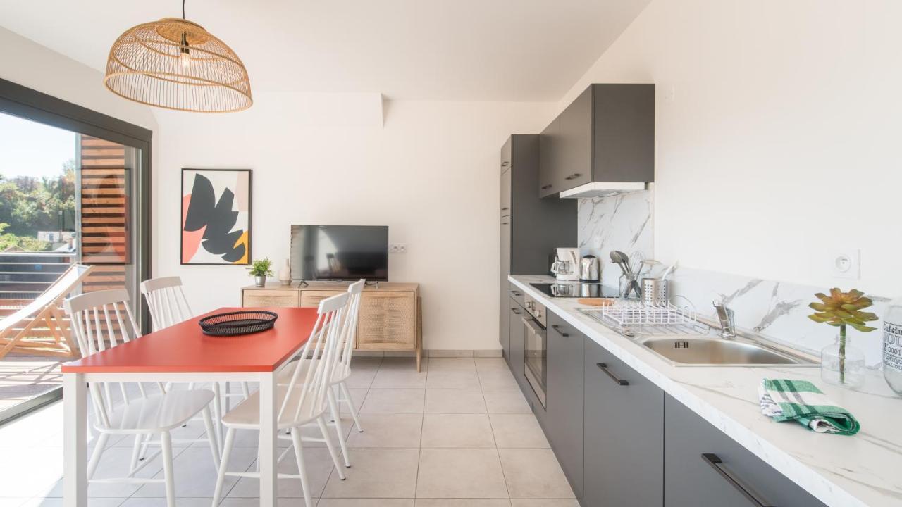 "Le Soleil Levant" Avec Balcon Et Parking Prive, 2 Adultes Et 1 Enfant ซาร์ลา-ลา-กาเนดา ภายนอก รูปภาพ